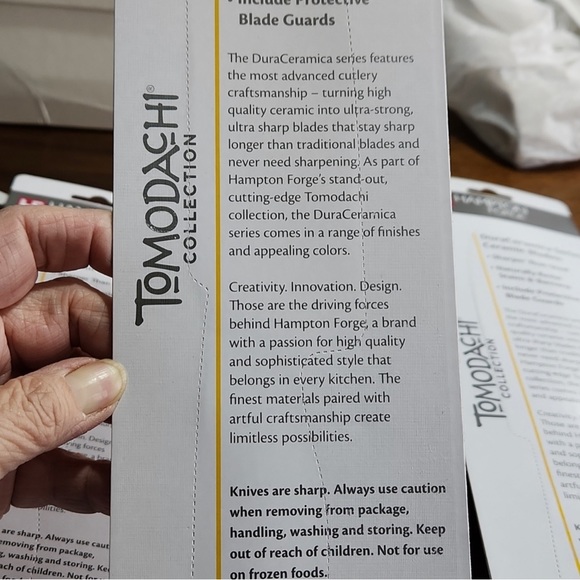 $30 - Hampton Forge Tomodacho Collection 4 piece Ceramic Blades - Picture 4 of 6